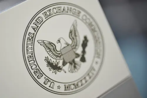 Key Officials Departing US SEC Anti-Bribery Unit, Sources Report