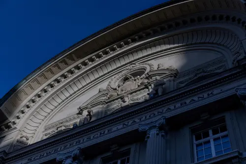 SNB Denies Currency Manipulation Claims, Emphasizes Focus on Inflation